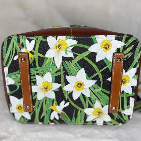 Dooney & Bourke Daffodils on Black Drawstring Bucket Bag With Matching Wristlet - Picture 6 of 16